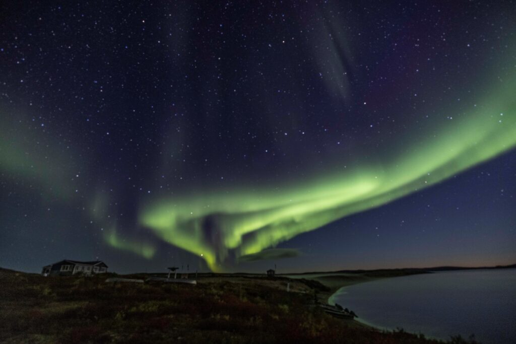 Northern Light + Lake Shore Lodge NWT